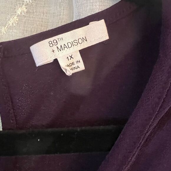 EUC sleeveless top by 89th & Madison size 1x - Picture 2 of 4